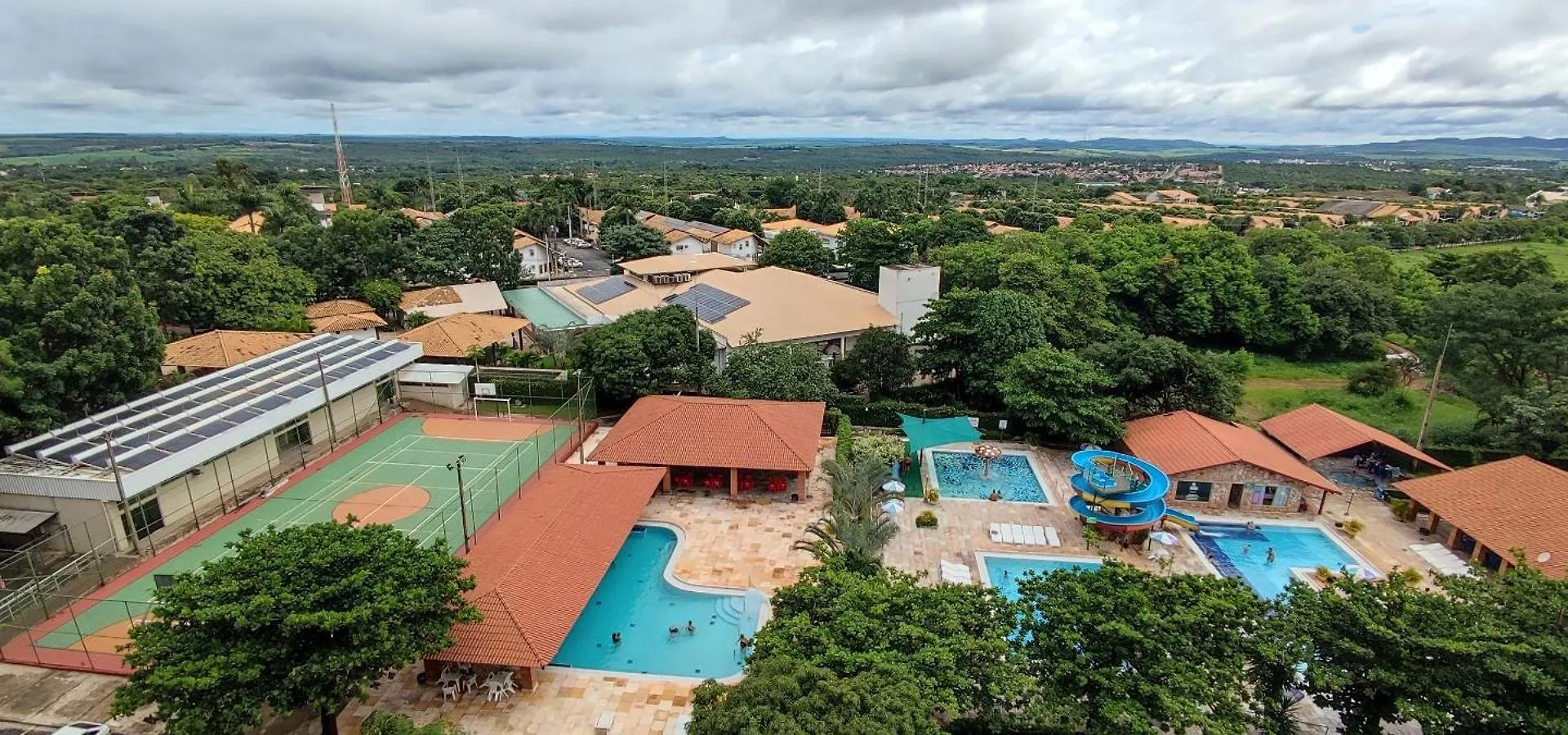 Condominio Imperio Romano Caldas Novas 0*,
